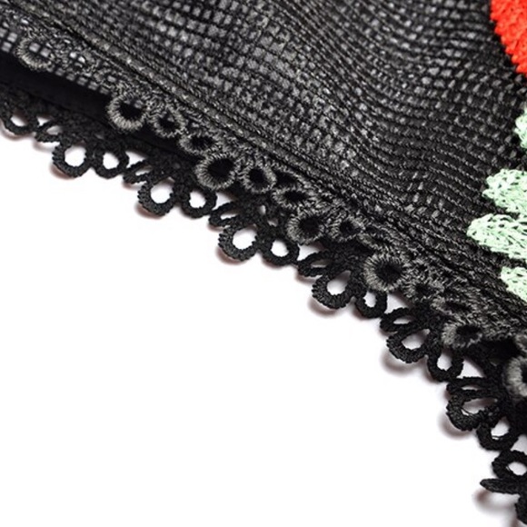 The Dilaka Colorful Tropical Dress Medium - Picture 4 of 10